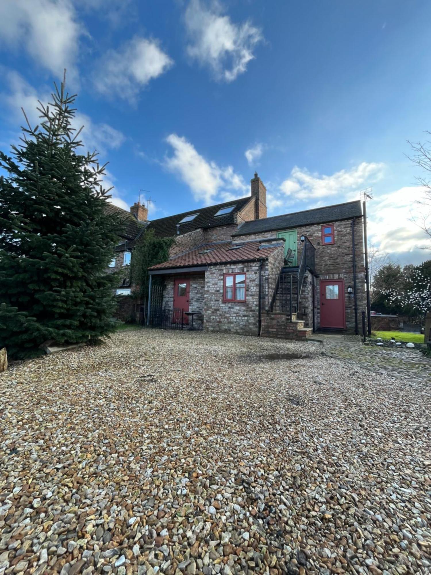 C Farmhouse Accommodation Alne Exterior foto