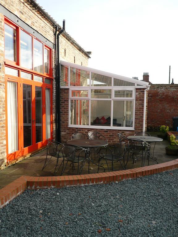 C Farmhouse Accommodation Alne Exterior foto